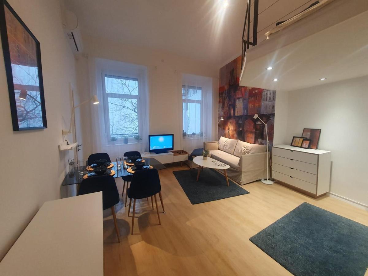 Petofi Apartment With Air Condition Budapest Exterior photo