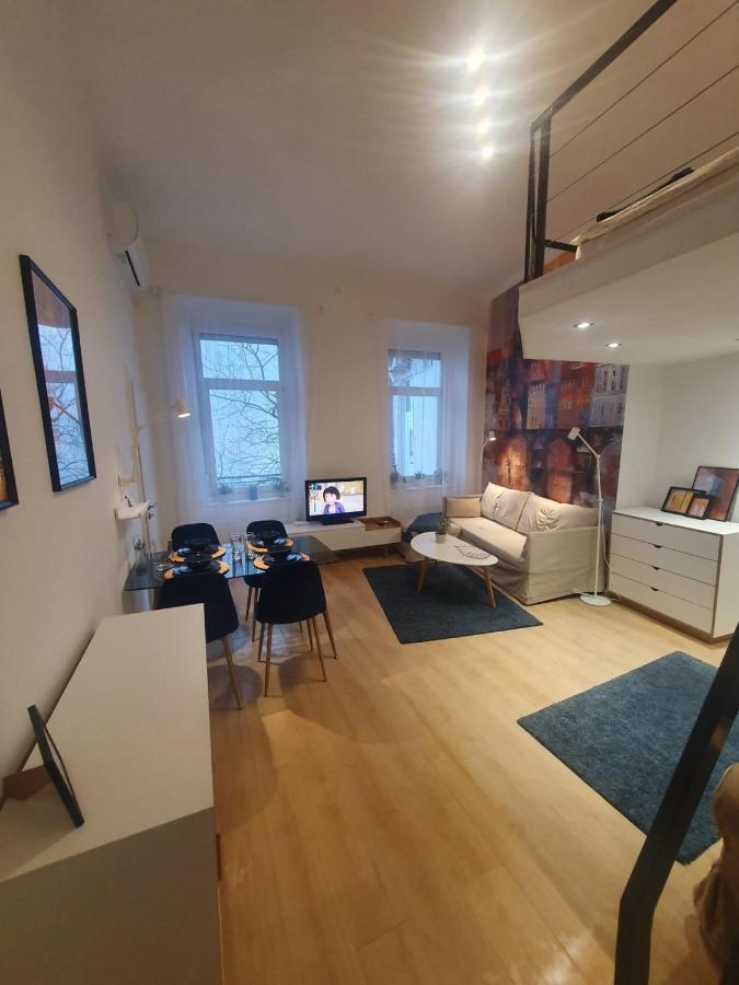 Petofi Apartment With Air Condition Budapest Exterior photo